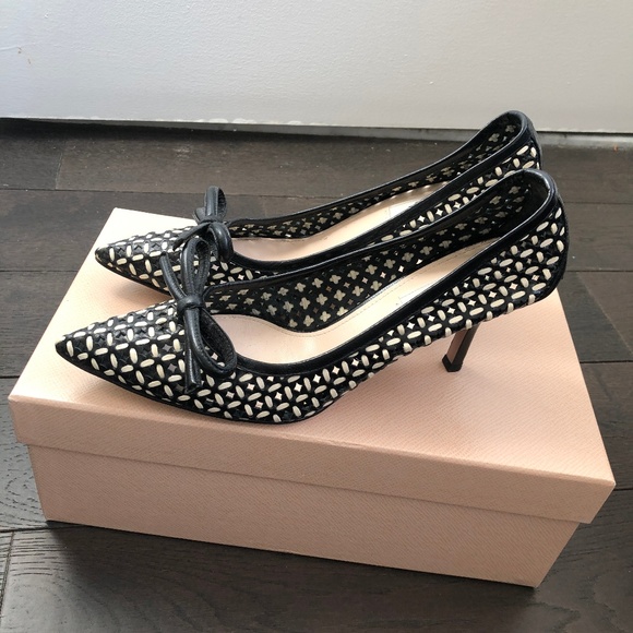 PRADA Laser Cut Leather Pumps - Picture 2 of 4
